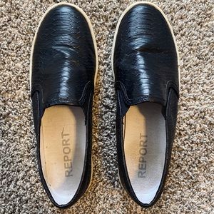 Black snake print shoes